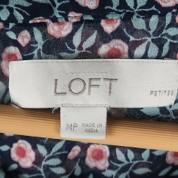 ANN TAYLOR LOFT PETITES BLUE FLORAL SEMI SHEER V NECK LONG SLEEVE TOP SIZE MP - Picture 2 of 10